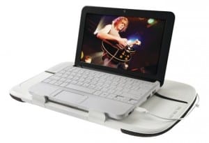 Logitech Lapdesk N550, altavoces portátiles para netbooks