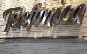 telefonica y att 545x340