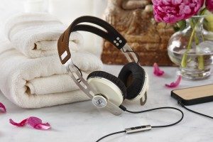 sennheiser momentum ivory 4 300x200