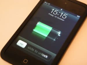 media carga bateria smartphone