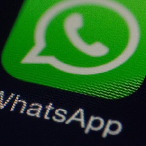 ¿Qué mejoras aporta WhatsApp Plus a la versión normal?