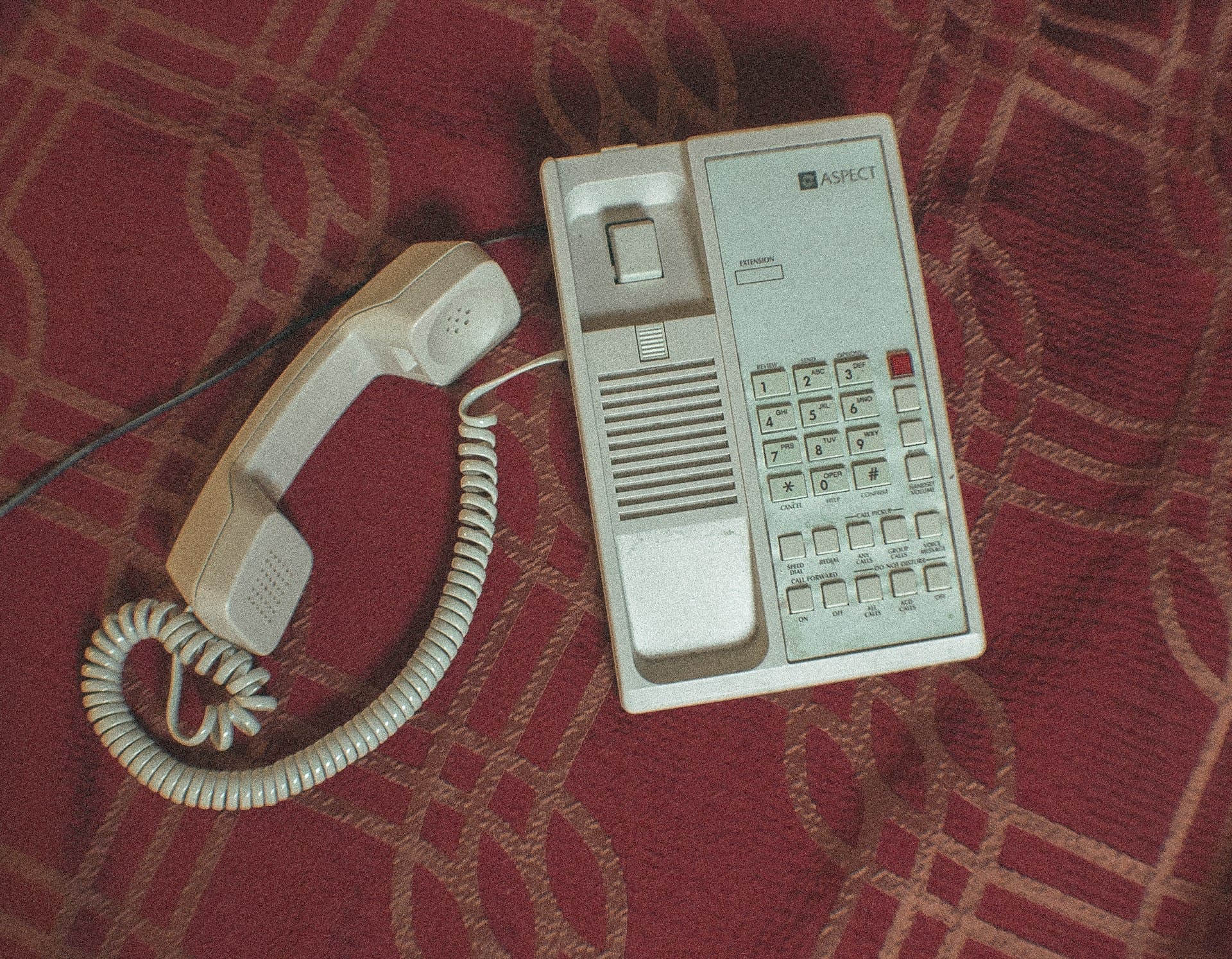 Así era Internet en Estados Unidos en 1990: el origen de la red moderna y sus pioneros