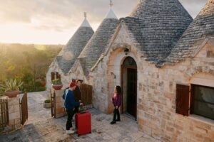 Airbnb y Confianza Online advierten del aumento de las estafas ante la presión por ahorrar este verano