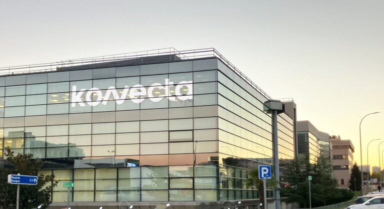 Home Elementor 4 Konecta impulsa la traducción de voz en tiempo real para ampliar la atención en lenguas cooficiales
